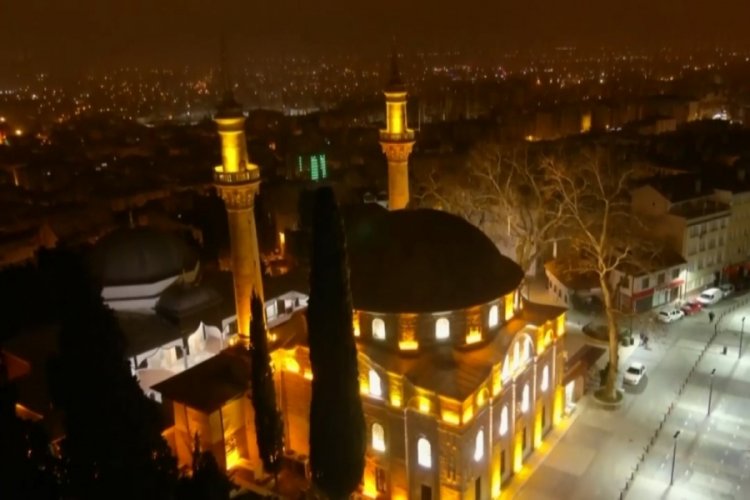 Ulu Cami'de yeni yılın ilk namazı