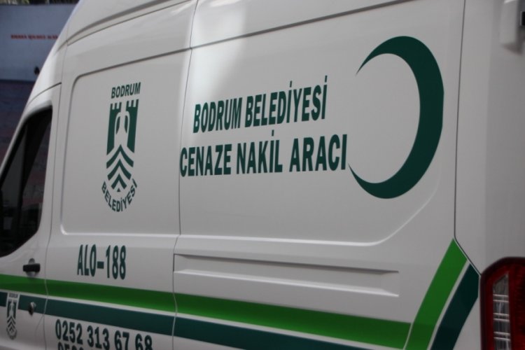 Muğla'da &uuml;zerine duvar kaplaması d&uuml;şen &ccedil;ocuk hayatını kaybetti