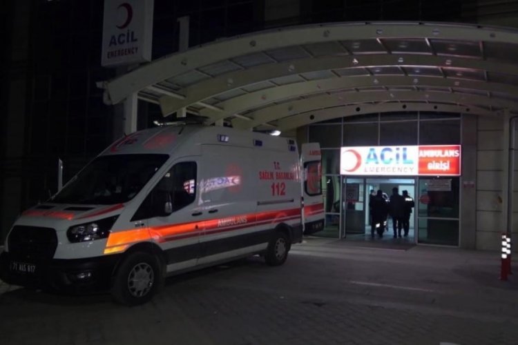 Kırıkkale'de tabancayla vurup hastane &ouml;n&uuml;ne bıraktılar