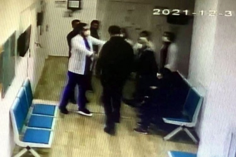 İstanbul'da doktora yumruk atan ş&uuml;pheli tutuklandı