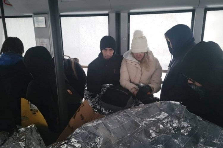 Teleferik arıza yaptı 20 kişi mahsur kaldı