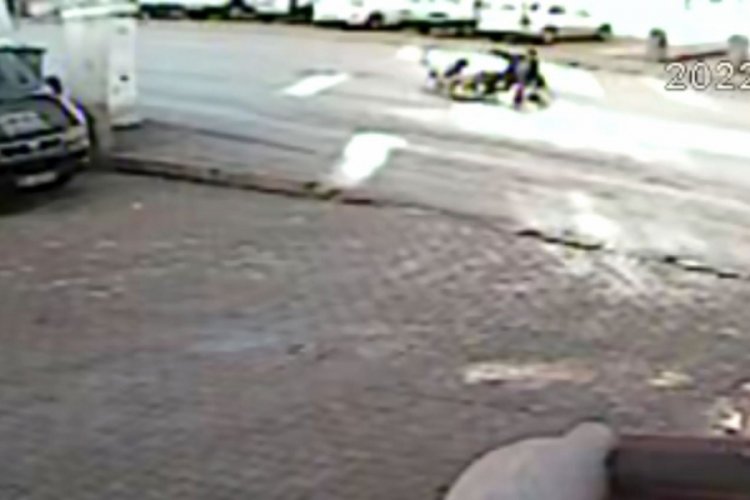 Ankara'da k&uuml;&ccedil;&uuml;k Ramazan'a k&ouml;pekler saldırdı
