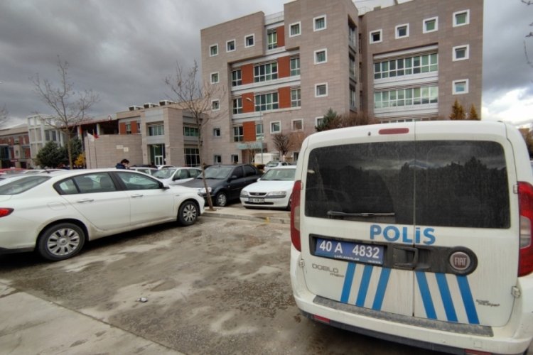 Kırşehir'de ağabey-kardeş, 23 g&uuml;n arayla &ouml;ld&uuml;r&uuml;ld&uuml;