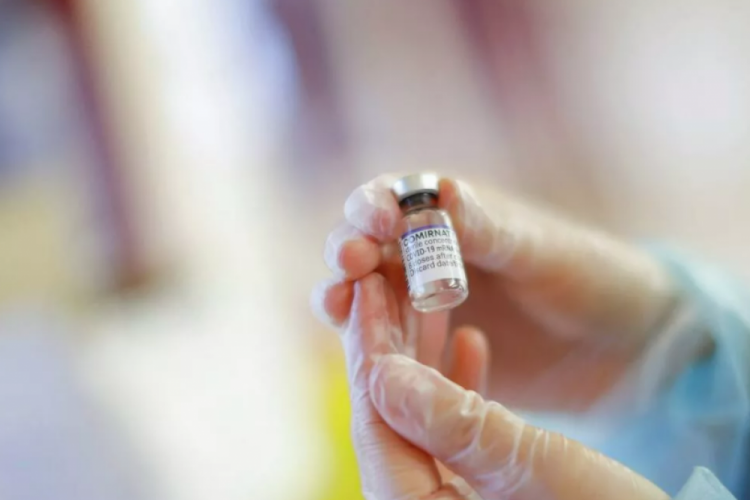 ABD'de 12-15 yaş grubu i&ccedil;in Pfizer-BioNTech takviye aşısına onay verildi