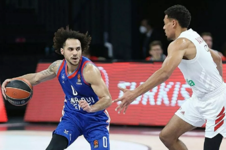 Anadolu Efes-Bayern M&uuml;nih ma&ccedil;ı, koronavir&uuml;s vakaları nedeniyle ertelendi
