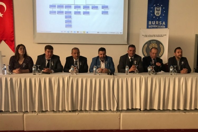TR D&uuml;ş&uuml;nce Kul&uuml;b&uuml; Bursa'da yeni d&ouml;nem &ccedil;alışmalarını anlattı
