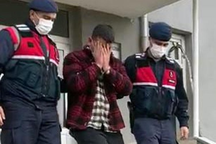Sakarya'da bedava bindiği otob&uuml;ste yolcuların eşyalarını &ccedil;aldı&nbsp;&nbsp;