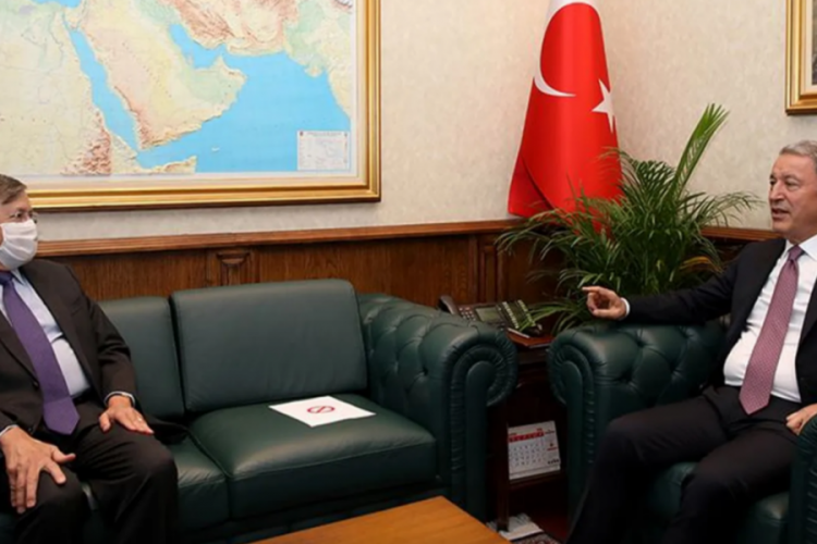 Bakan Akar, ABD'nin Ankara B&uuml;y&uuml;kel&ccedil;isi Satterfield'ı kabul etti
