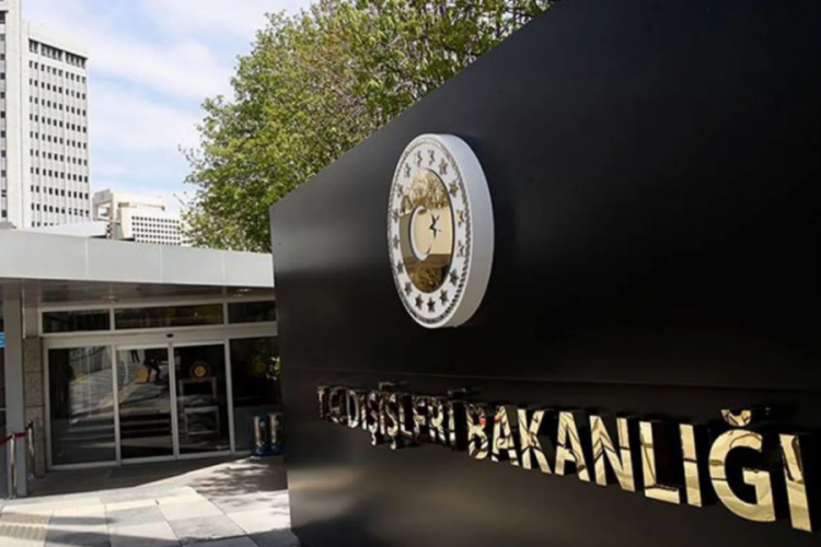Dışişleri'nden Yunanistan'ın a&ccedil;ıklamalarına tepki