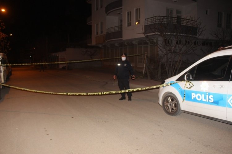 Sokak ortasında silahlı saldırı: 1 yaralı