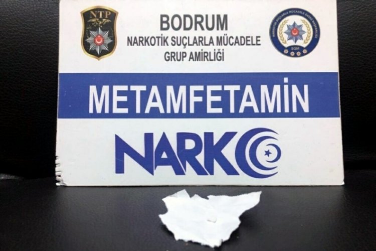 Muğla Bodrum'da metamfetaminle yakalanan 3 kişiye g&ouml;zaltı