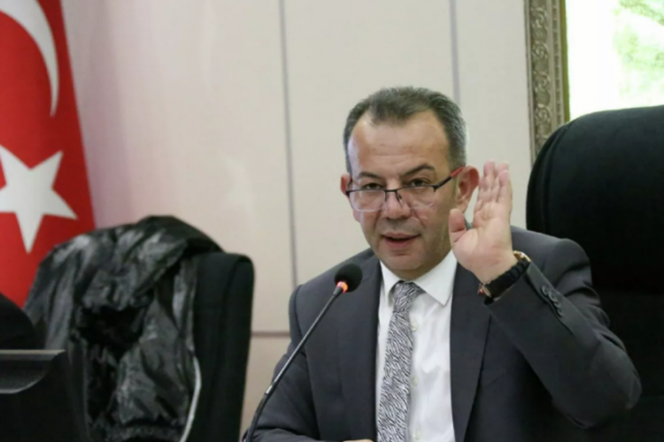 Tanju &Ouml;zcan'dan Kılı&ccedil;daroğlu'na 'cumhurbaşkanı adaylığı' yanıtı