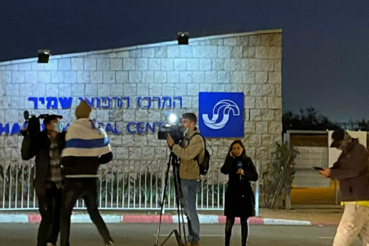 Yahudiler, Tel Aviv'de AA kameramanını darp etti