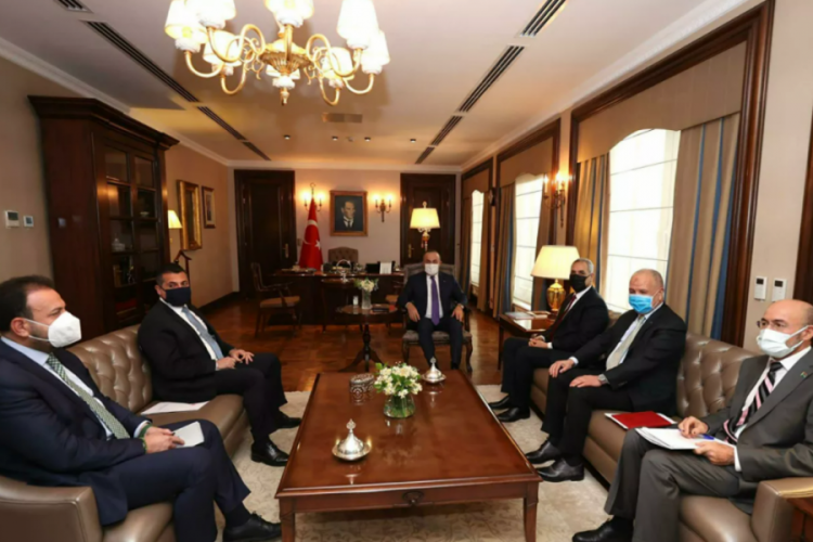Bakan &Ccedil;avuşoğlu, Libyalı b&uuml;y&uuml;kel&ccedil;i Elgelaib ve danışman Muhtar'ı kabul etti