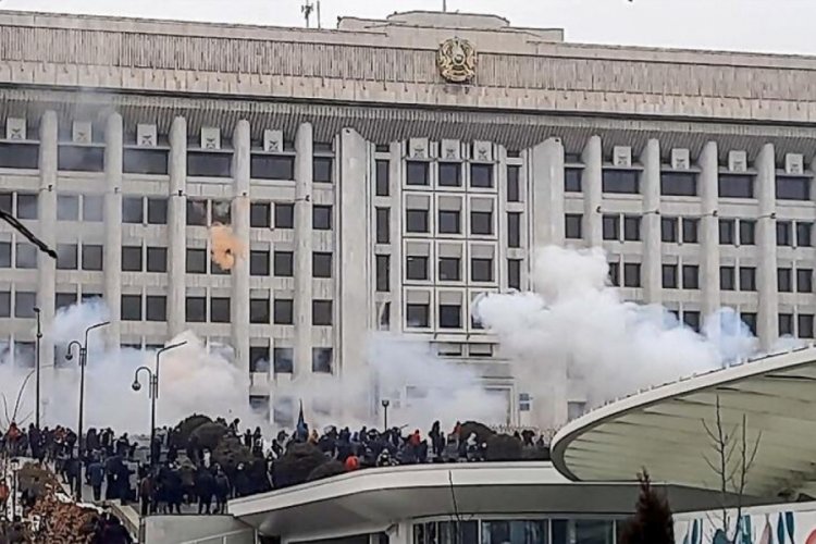 Rusya ve d&ouml;rt &uuml;lke asker g&ouml;nderiyor
