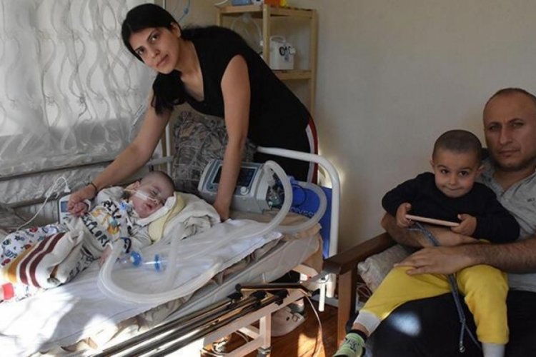 SMA'lı R&uuml;zgar bebek Almanya'daki tedavinin ardından yuvasına d&ouml;nd&uuml;