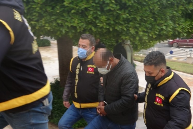 İğren&ccedil; olay! Kız &ouml;ğrencilere tacizde bulunan teşhirci yakalandı