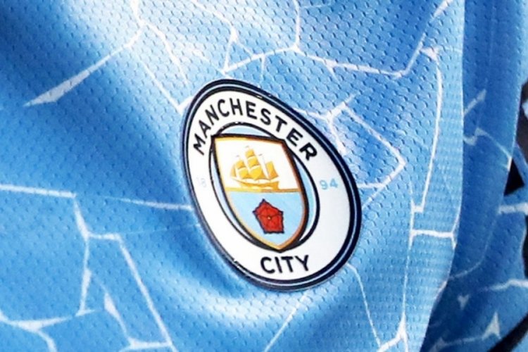 Koronavir&uuml;s Manchester City'i de vurdu