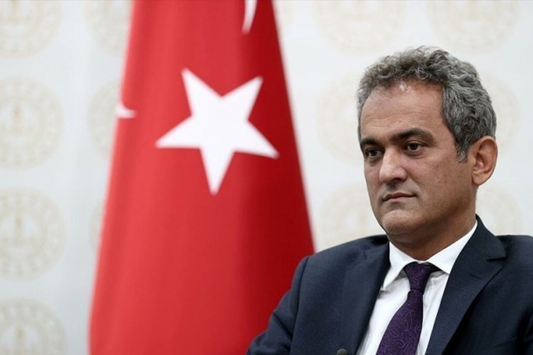 Bakan &Ouml;zer: Okullarda ara tatil &ouml;ne &ccedil;ekilecek mi?