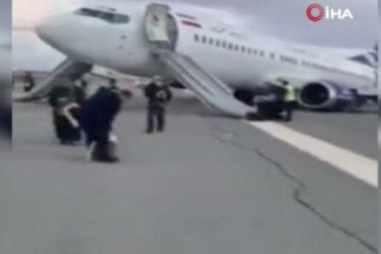 İran'da yolcu u&ccedil;ağı pistten &ccedil;ıktı