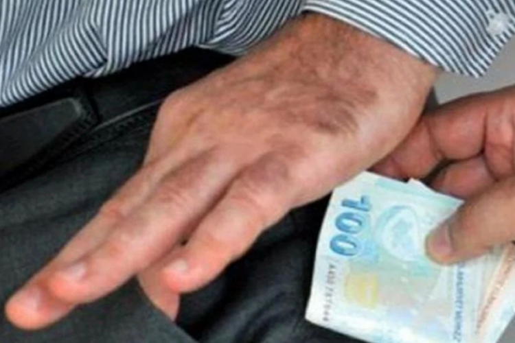 4 ilde d&uuml;zenlenen r&uuml;şvet operasyonunda 16 tutuklama