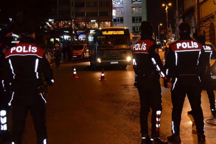 T&uuml;rkiye genelinde 53 bin 572 personel ile dev uygulama