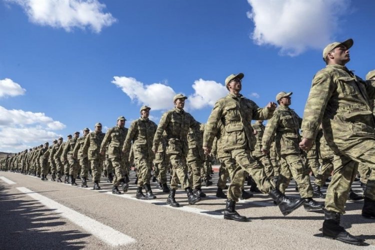 Bakan Akar, 2022 bedelli askerlik &uuml;cretini a&ccedil;ıkladı