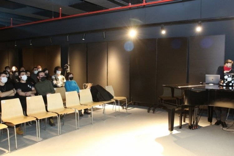 &Uuml;nl&uuml; besteci Sanlıkol deneyimlerini Bursa Nil&uuml;fer'de paylaştı