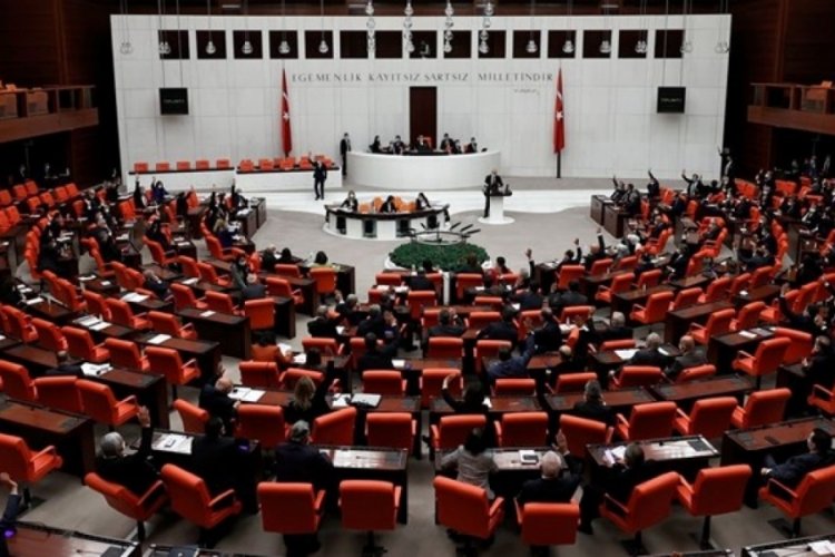 Yeni ekonomi paketi Meclis'te! En d&uuml;ş&uuml;k emekli maaşı...