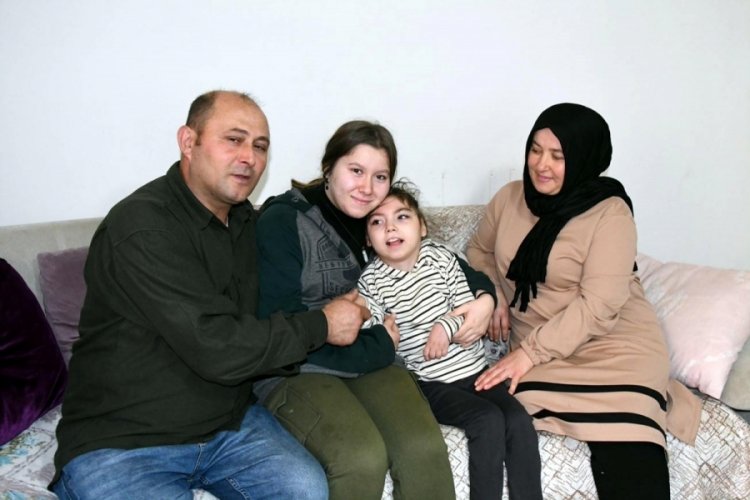 Tekirdağ'da babasının bakamadığı engelli Suna'yı 4'&uuml;nc&uuml; &ccedil;ocukları olarak sahiplendiler