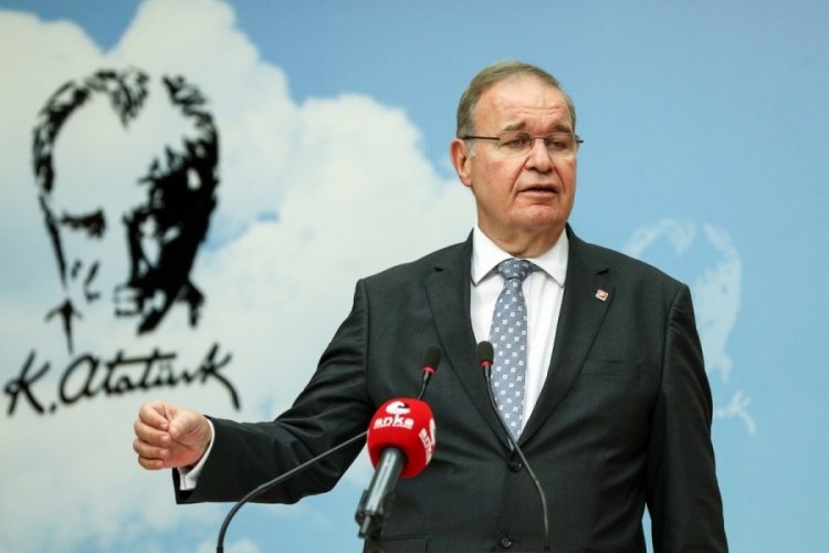 Faik &Ouml;ztrak: Ter&ouml;ristle fotoğraf verilmesini hi&ccedil;bir zaman uygun bulmayız