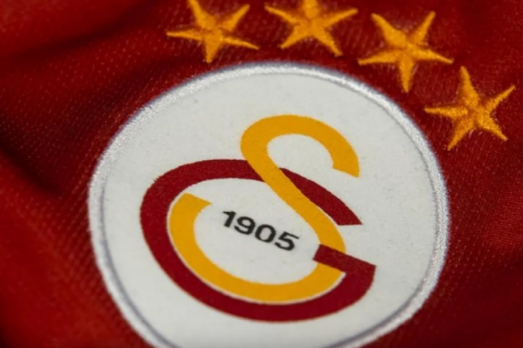 Galatasaray'da tam 7 isim birden daha ayrıldı