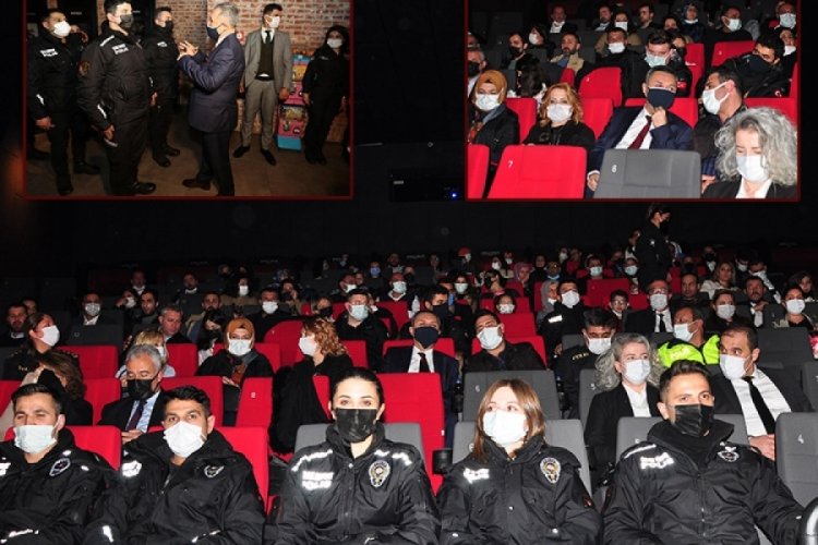 Bursa'da şehit aileleri "Kesişme: Eren İyi ki Varsın" filminde buluştu