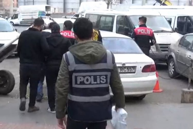 Diyarbakır'da yasa dışı bahise operasyon: 15 g&ouml;zaltı