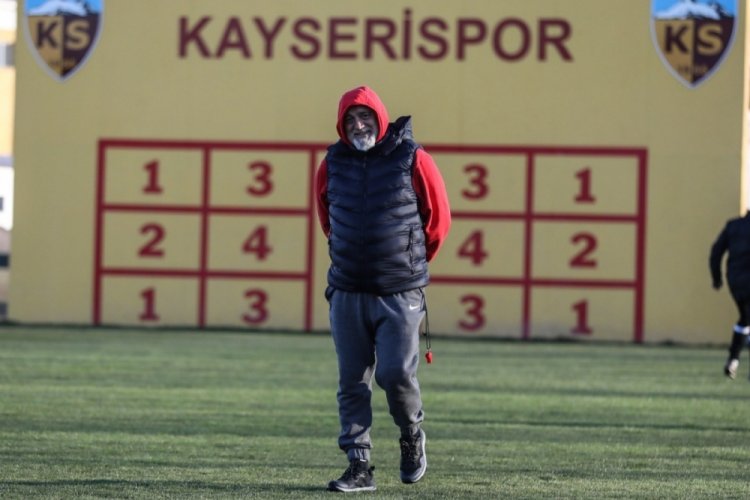 Hikmet Karaman "Gelişmek ve eksikliklerimizi gidermemiz lazım"