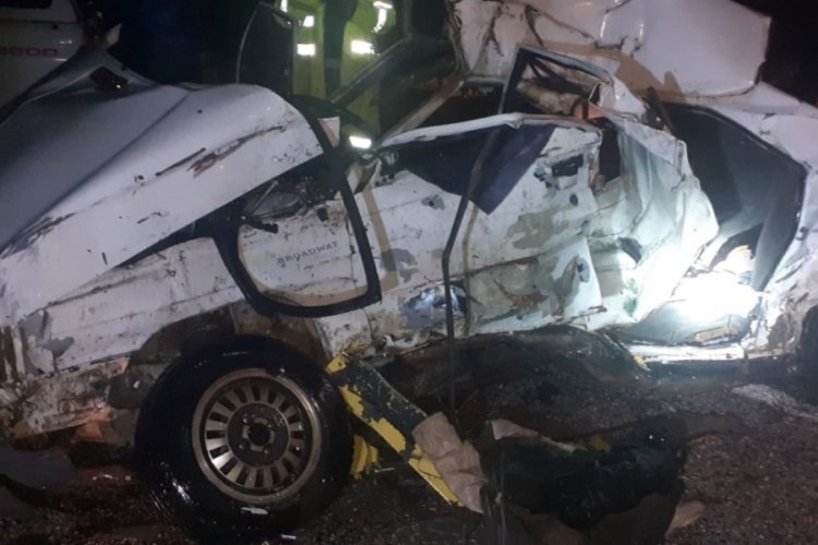 Muğla'da feci kaza: 2 &ouml;l&uuml;, 1 yaralı