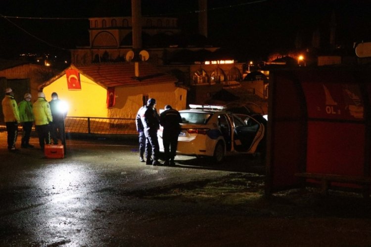 Ankara'da polis aracını ka&ccedil;ırıp, 1 polisi yaralayan ş&uuml;pheli yakalandı