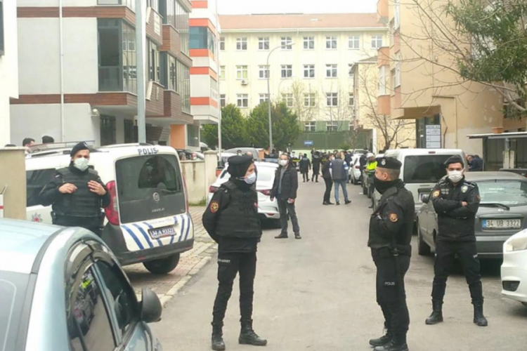 Avukatlık b&uuml;rosunda 4 kişiyi &ouml;ld&uuml;ren sanık: Beynimde şimşekler &ccedil;aktı
