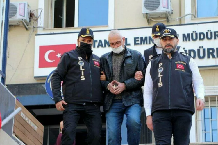 Avukatlık b&uuml;rosunda 4 kişiyi &ouml;ld&uuml;ren muhtar: Muazzam bir enerji patlaması yaşadım