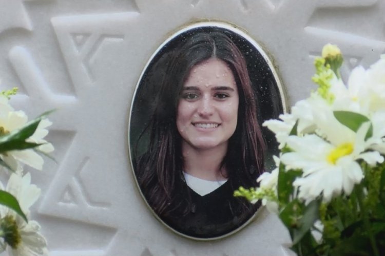 Milli kayak&ccedil;ı Aslı Nemutlu, mezarı başında anıldı