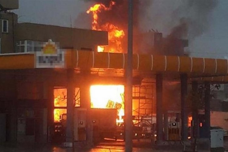 Akaryakıt istasyonunda patlama: 2 &ouml;l&uuml;, 7 yaralı