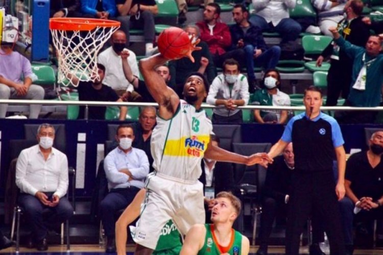 Frutti Extra Bursaspor galibiyeti ikram etti!