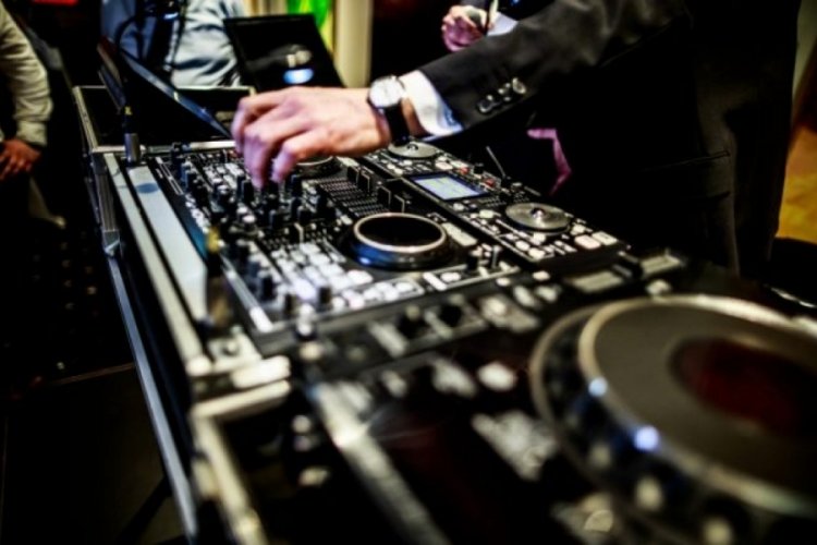 Osmaniye'de m&uuml;zik yayınına 'Omicron' kısıtlaması