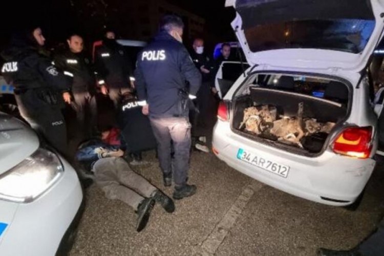 Dur ihtarına uymayan s&uuml;r&uuml;c&uuml; 8 kilometre ka&ccedil;abildi