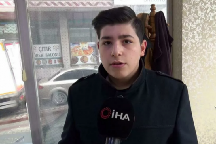 Cumhurbaşkanı Erdoğan'ın hediye ettiği bisikleti &ccedil;aldılar