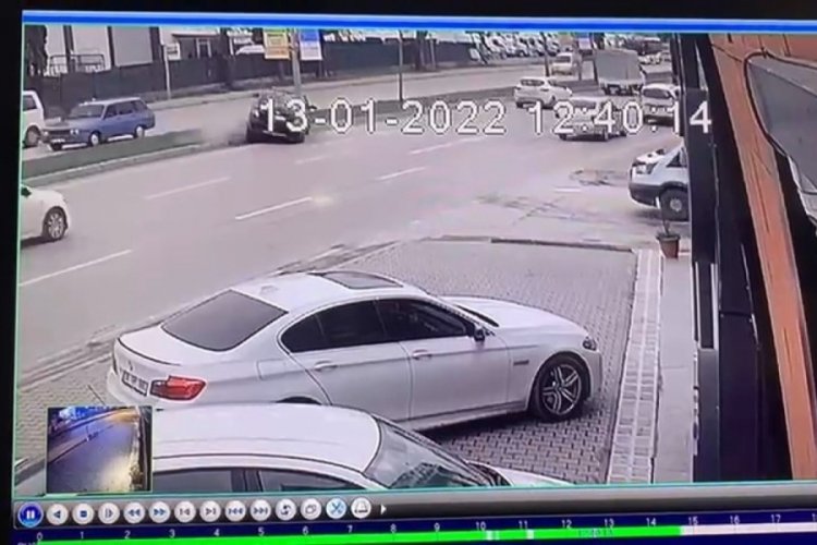 Bursa'da can pazarı! Kontrolden &ccedil;ıkıp karşı şeride b&ouml;yle ge&ccedil;ti