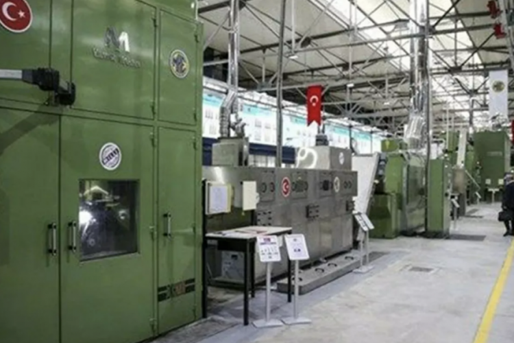 Makine ve Kimya End&uuml;strisi'nde &ccedil;alışanların saat &uuml;cretleri ek zamla y&uuml;zde 64 artırıldı
