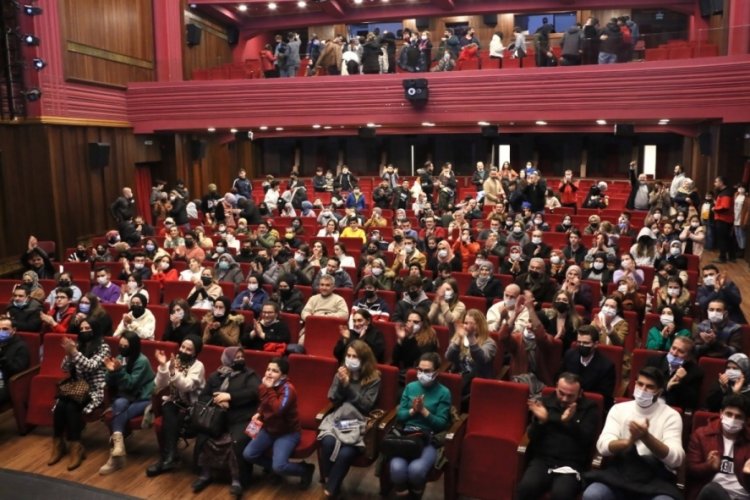 Bursa'da G&uuml;rsu Belediyesi'nden tiyatro molası