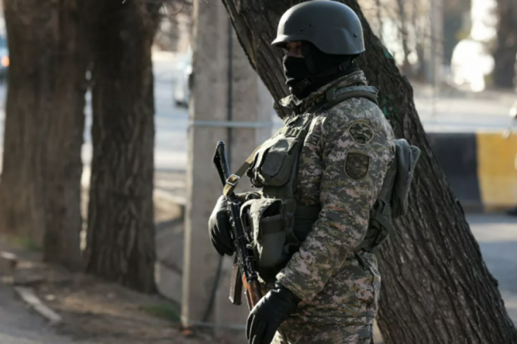 Kazakistan'da OHAL'ler kaldırılıyor