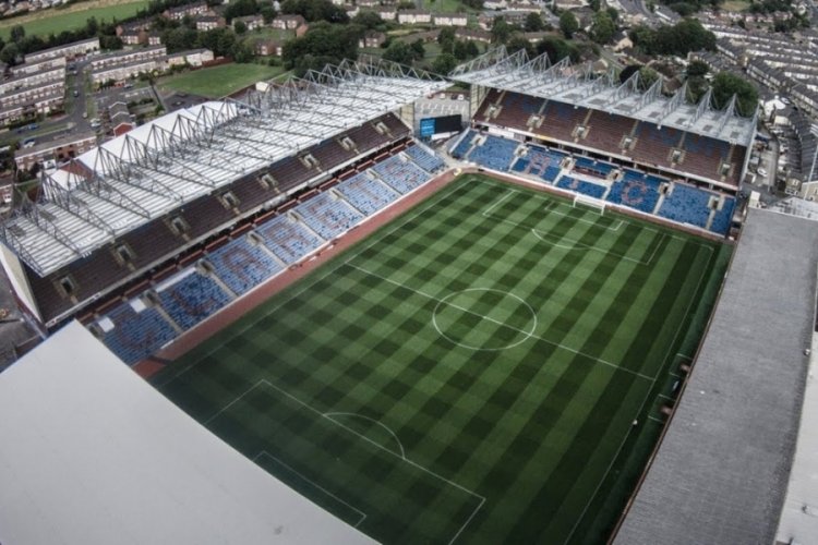 Burnley - Leicester City ma&ccedil;ı ertelendi